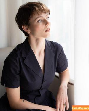 Thomasin Mckenzie photo #0273