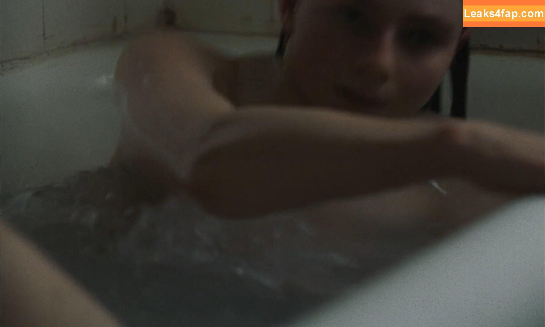 Thomasin free leaks
