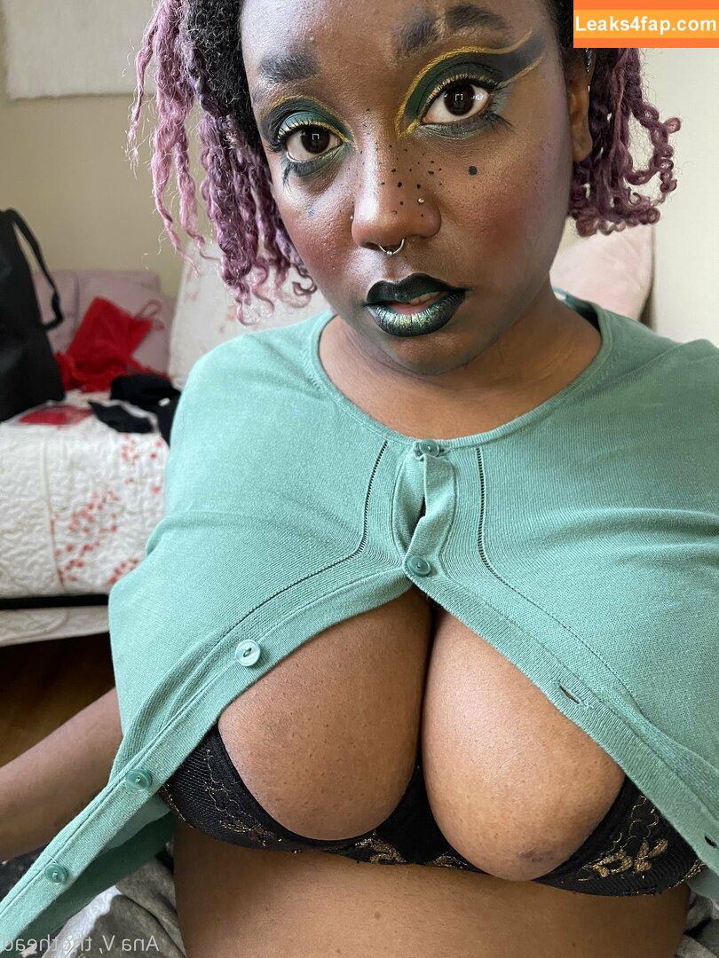 thothead /  leaked photo photo #0003