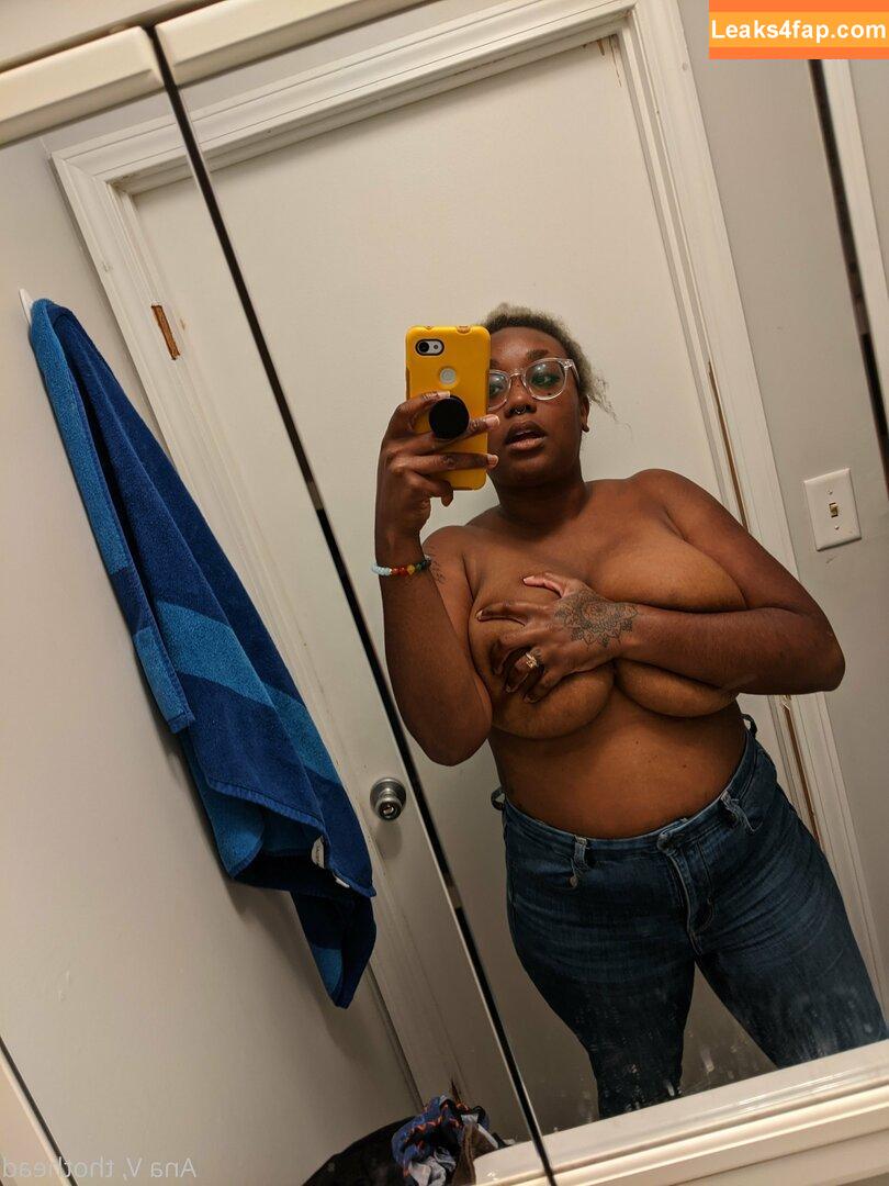 thothead /  leaked photo photo #0022