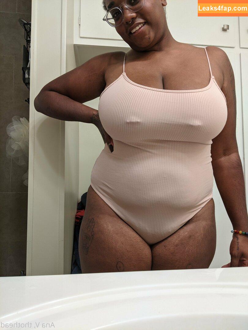 thothead /  leaked photo photo #0028