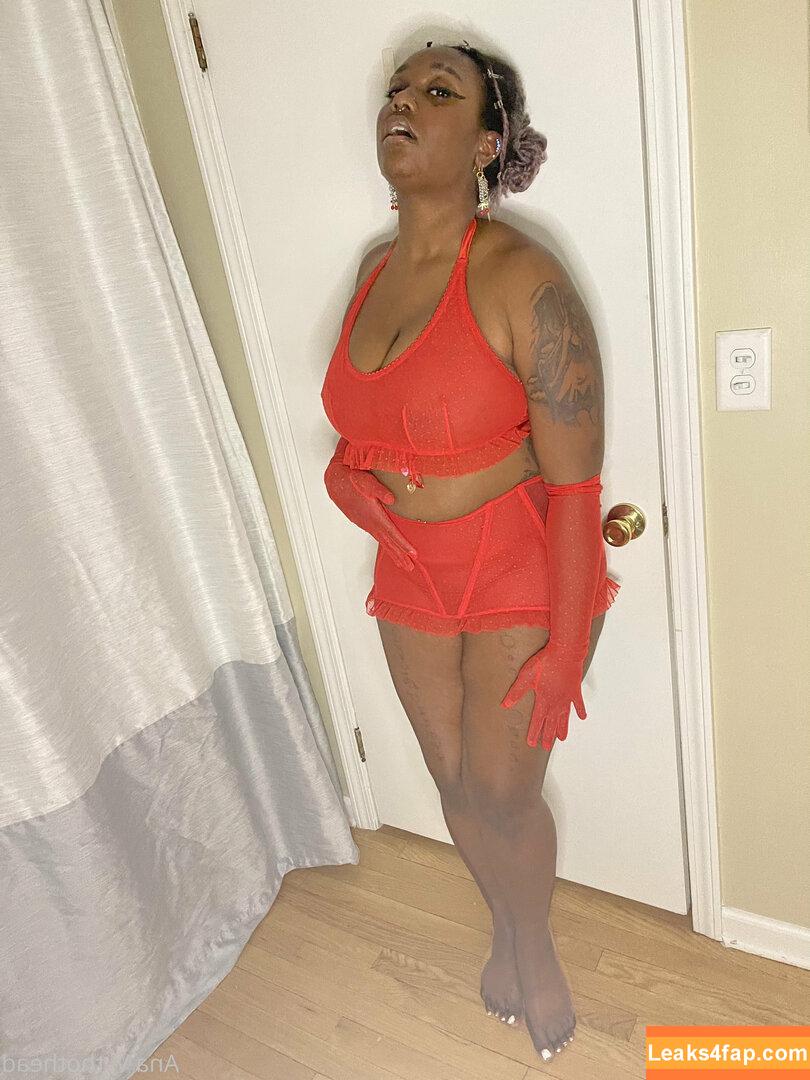thothead /  leaked photo photo #0104