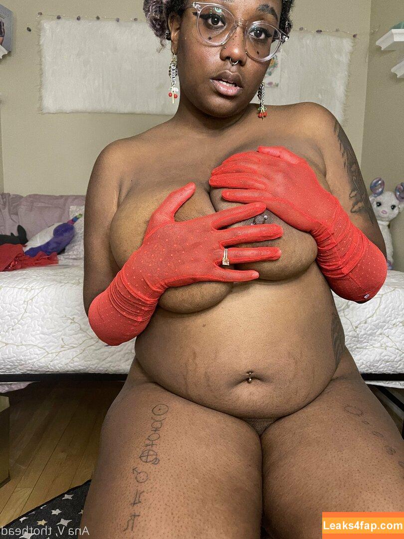thothead /  leaked photo photo #0110
