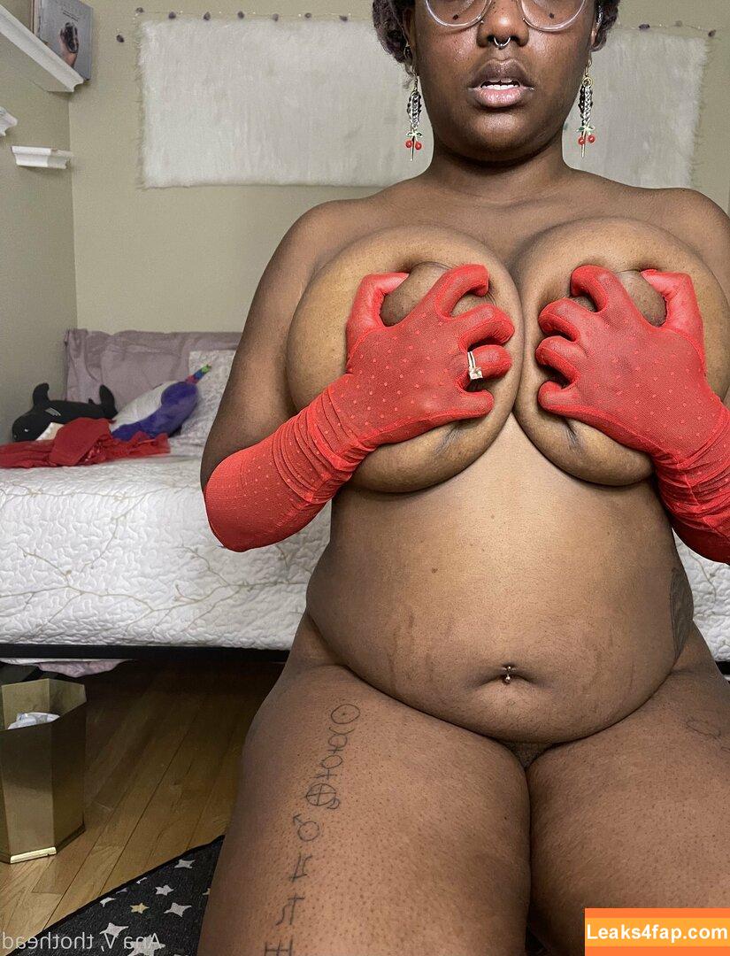 thothead /  leaked photo photo #0111