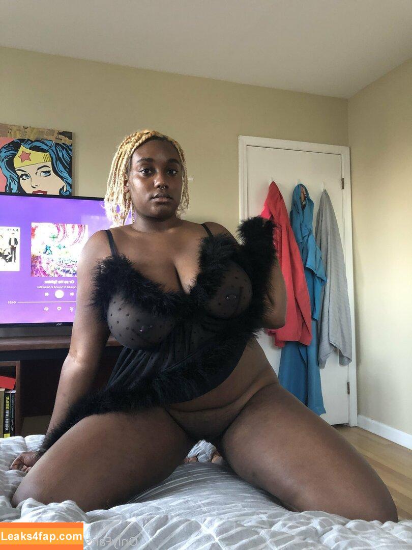 thothead /  leaked photo photo #0153