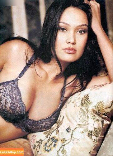 Tia Carrere / tia_carrera_free / tiacarrere слитое фото фото #0053