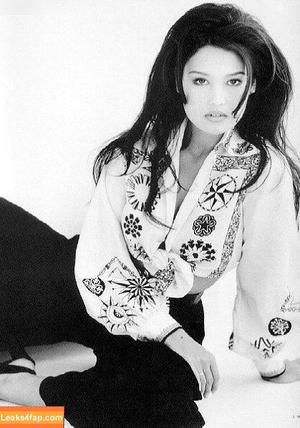 Tia Carrere photo #0058