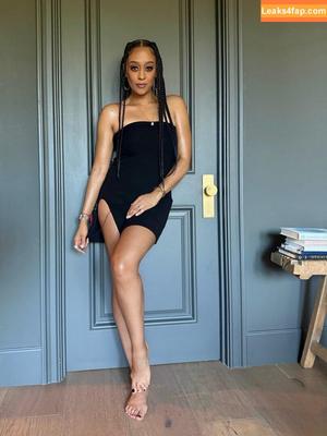 Tia Mowry photo #0006