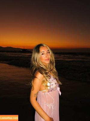 Tiana Renay photo #0072