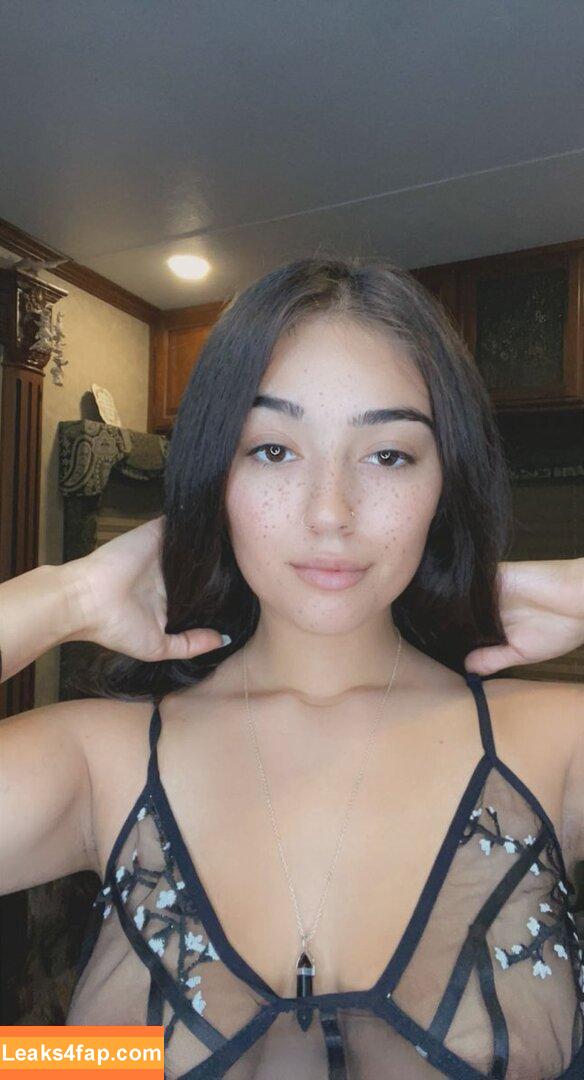 tiannaivy / tiannaivyy leaked photo photo #0086