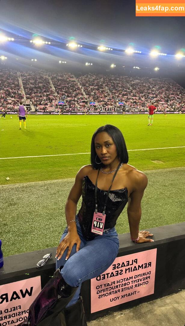 Tiara Howard / T.hoowww leaked photo photo #0012