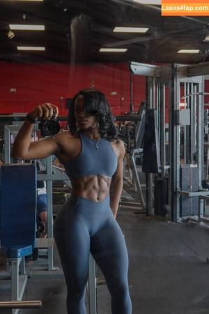 Tiara Howard photo #0006