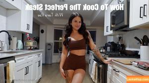 tiarasworldx фото #0001