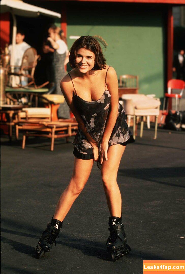 Tiffani Thiessen / tiffanithiessen leaked photo photo #0123