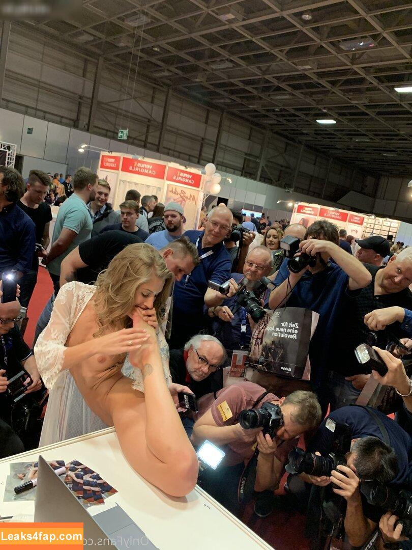 Tiffany Tatum / real_tiffany / real_tiffanytatum leaked photo photo #0646