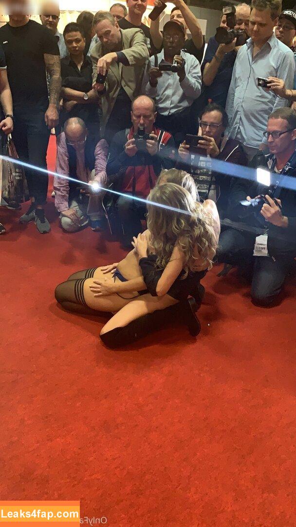 Tiffany Tatum / real_tiffany / real_tiffanytatum leaked photo photo #0647