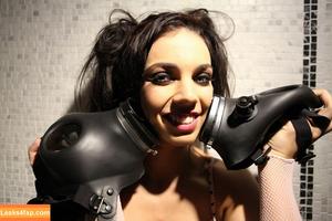 Tiffany Tyler фото #0739