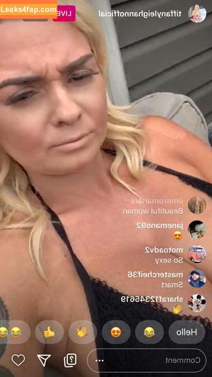 Tiffany White photo #0019