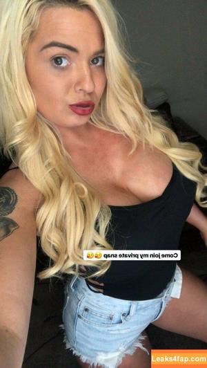 Tiffany White photo #0057