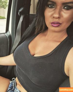 Tiffany White photo #0069