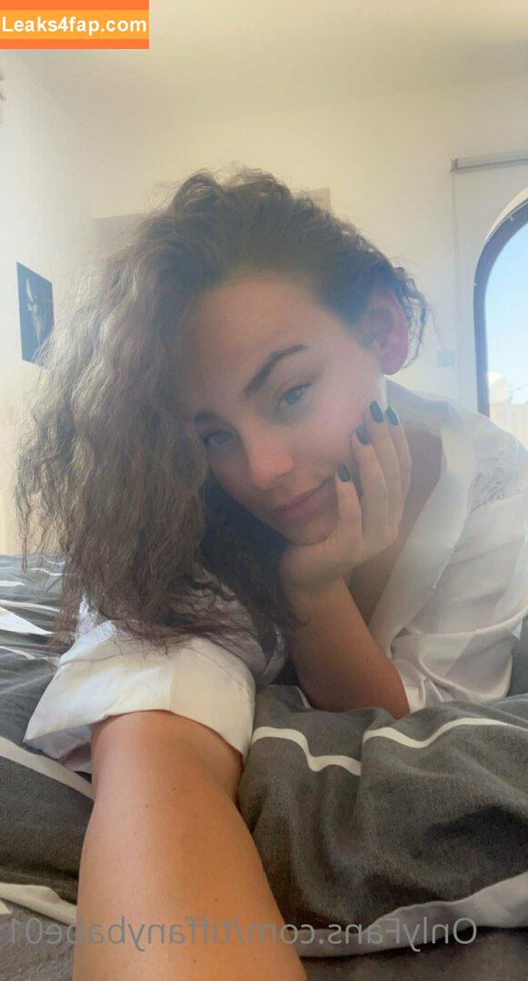 Tiffanybabe01 / tiffany.babe01 leaked photo photo #0023