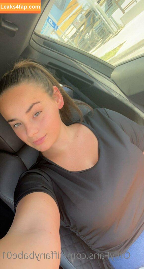 Tiffanybabe01 / tiffany.babe01 leaked photo photo #0135