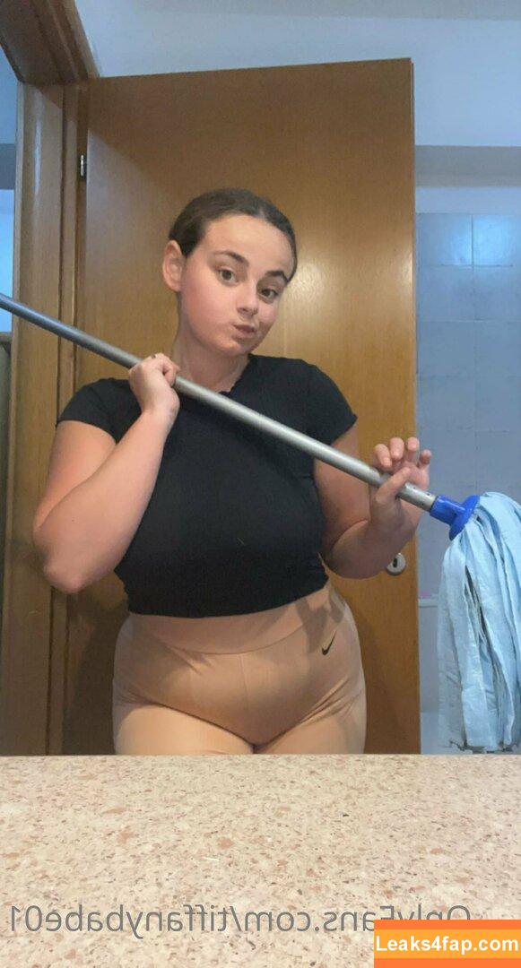 Tiffanybabe01 / tiffany.babe01 leaked photo photo #0144