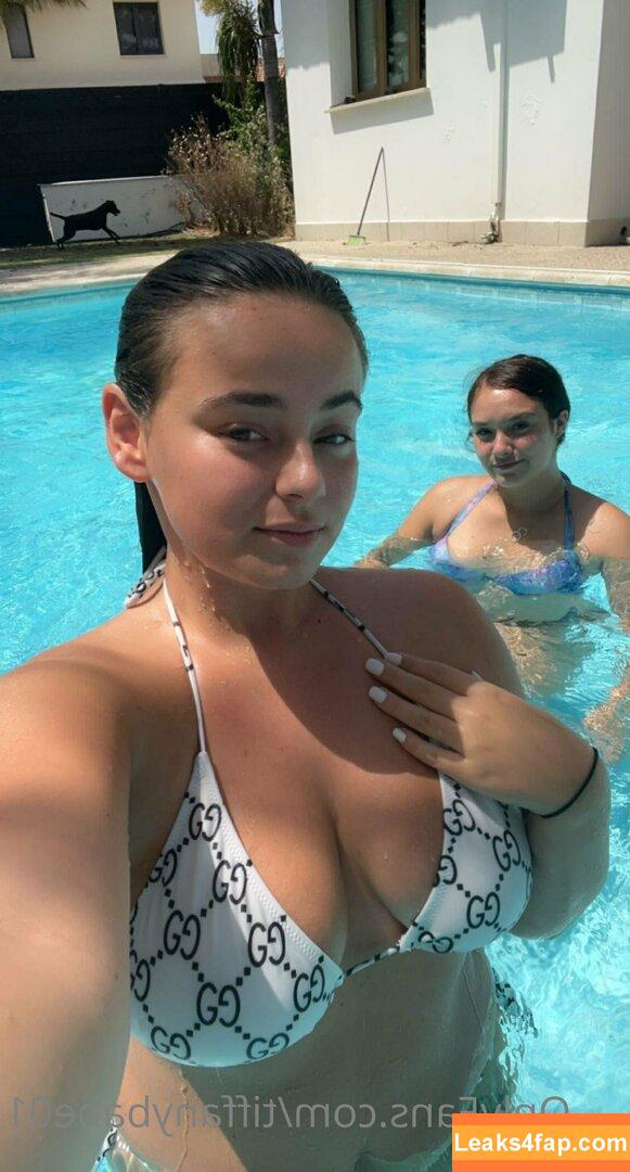 Tiffanybabe01 / tiffany.babe01 leaked photo photo #0215