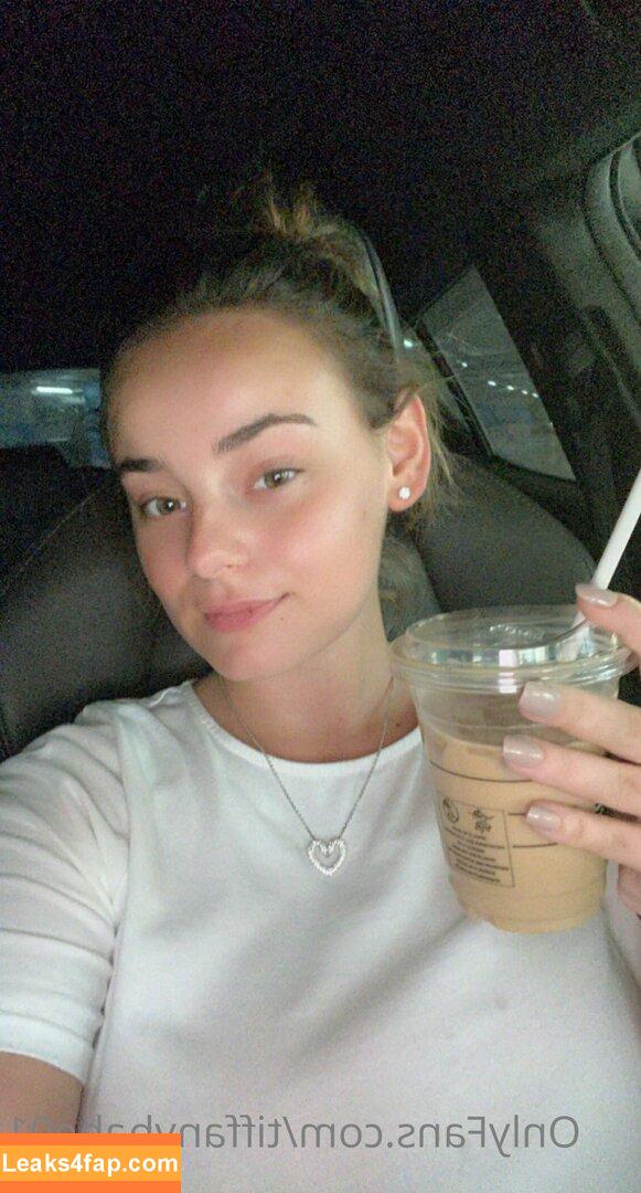 Tiffanybabe01 / tiffany.babe01 leaked photo photo #0333