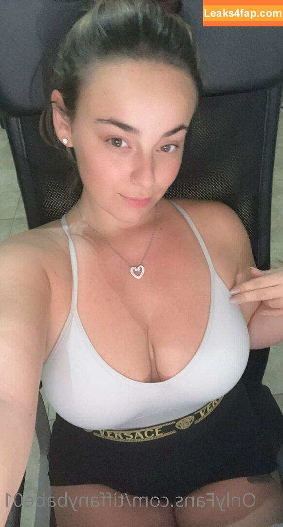 Tiffanybabe01 / tiffany.babe01 leaked photo photo #0338