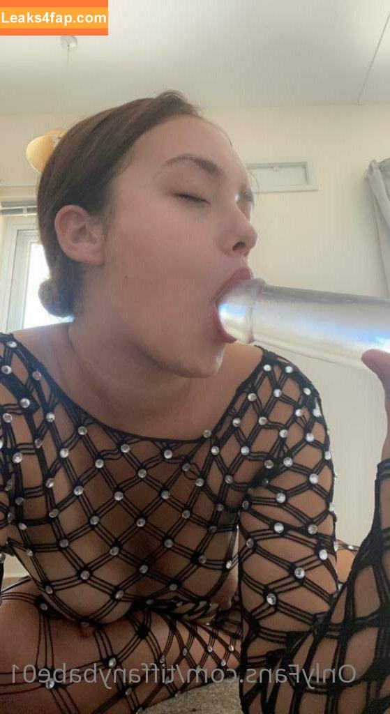 Tiffanybabe01 / tiffany.babe01 leaked photo photo #0415