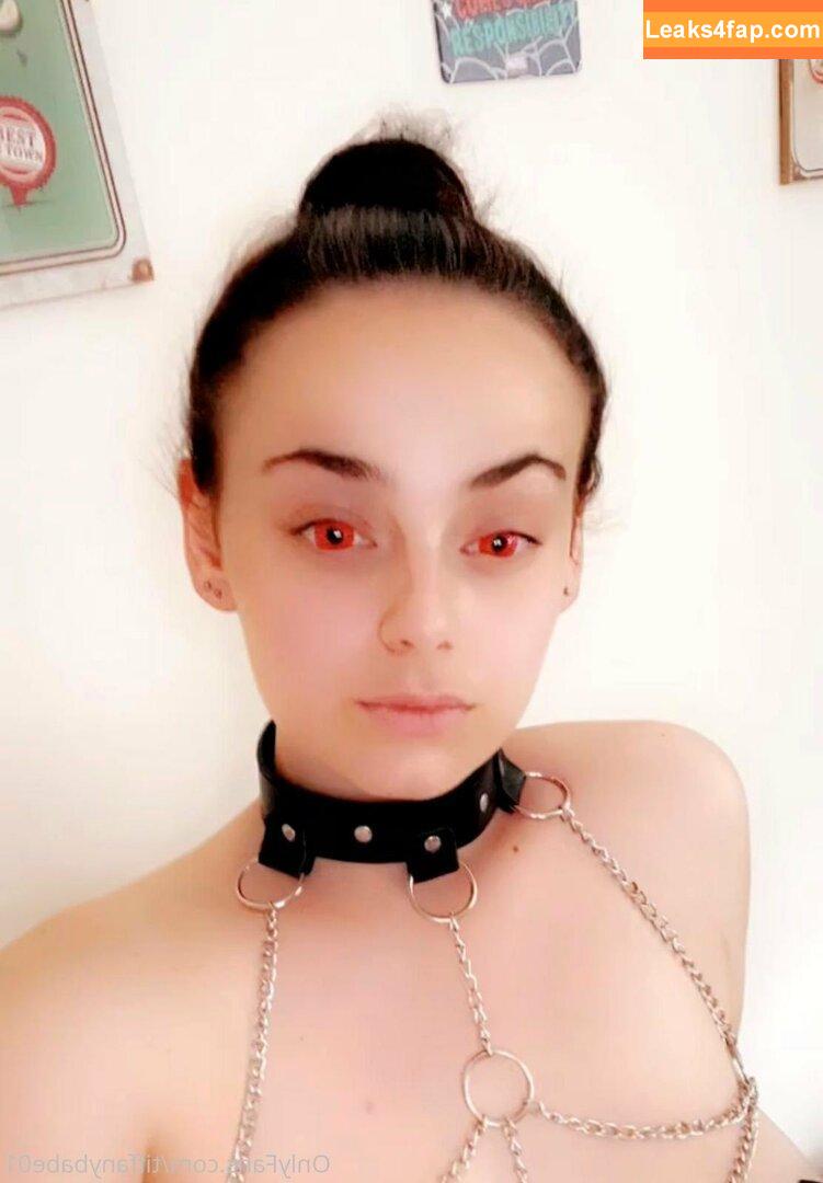 Tiffanybabe01 / tiffany.babe01 leaked photo photo #0488