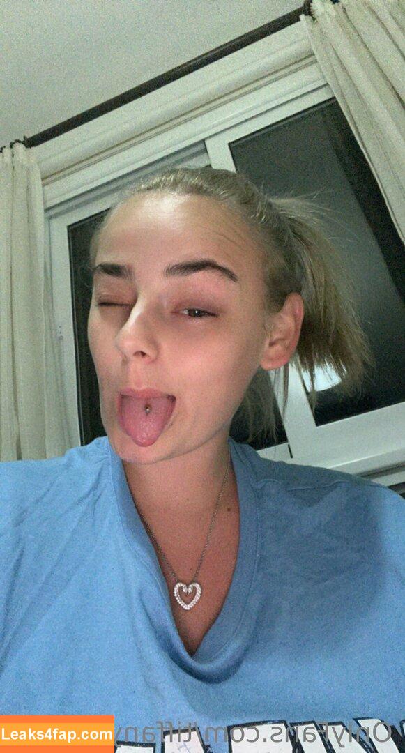Tiffanybabe01 / tiffany.babe01 leaked photo photo #0596