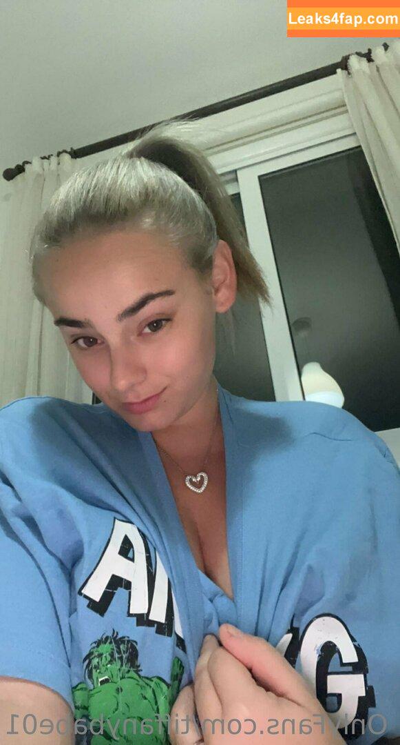 Tiffanybabe01 / tiffany.babe01 leaked photo photo #0601