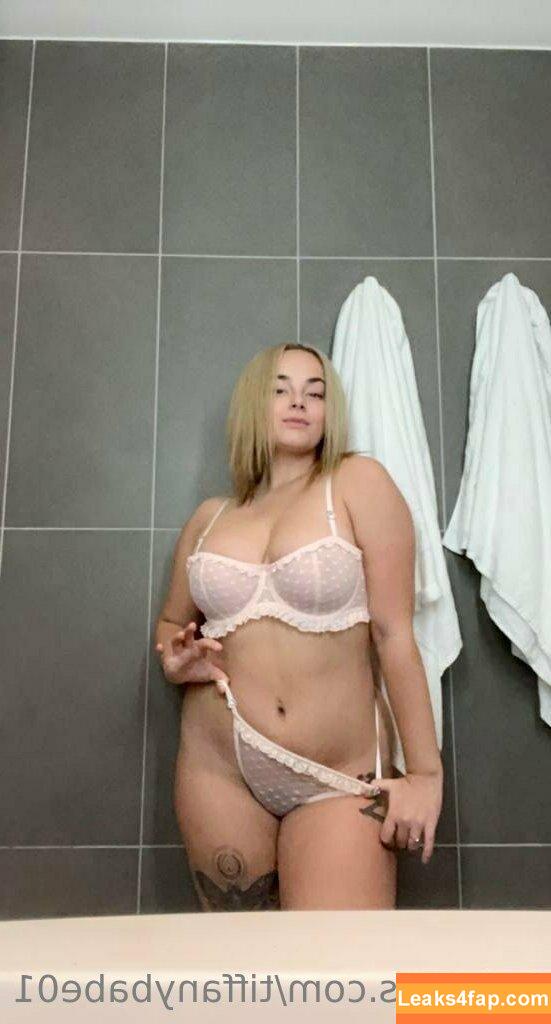 Tiffanybabe01 / tiffany.babe01 leaked photo photo #0635