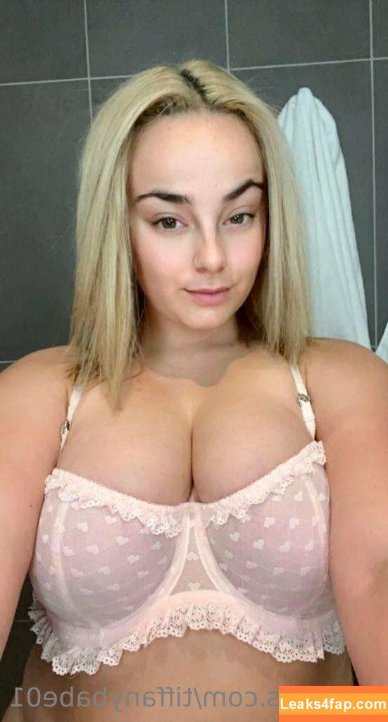Tiffanybabe01 / tiffany.babe01 leaked photo photo #0636