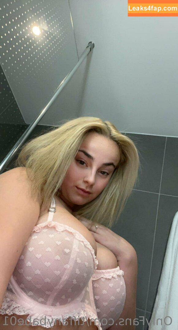 Tiffanybabe01 / tiffany.babe01 leaked photo photo #0642