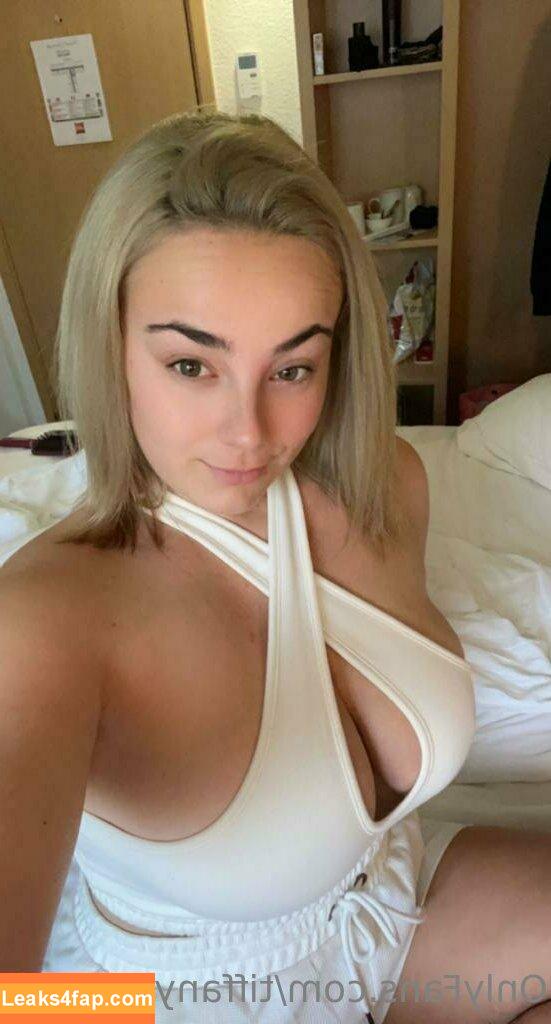 Tiffanybabe01 / tiffany.babe01 leaked photo photo #0654