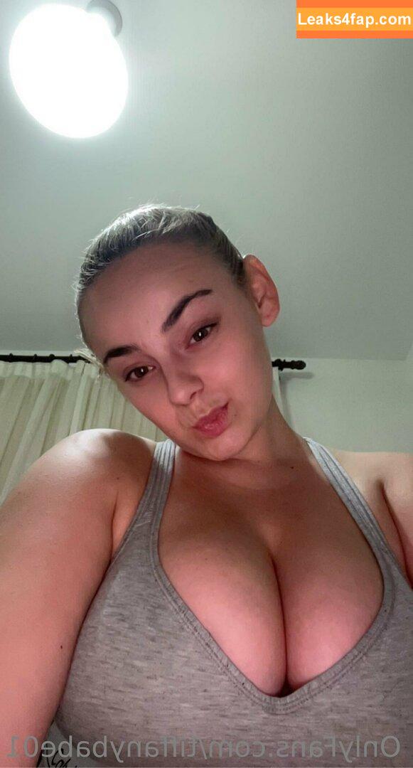 Tiffanybabe01 / tiffany.babe01 leaked photo photo #0734