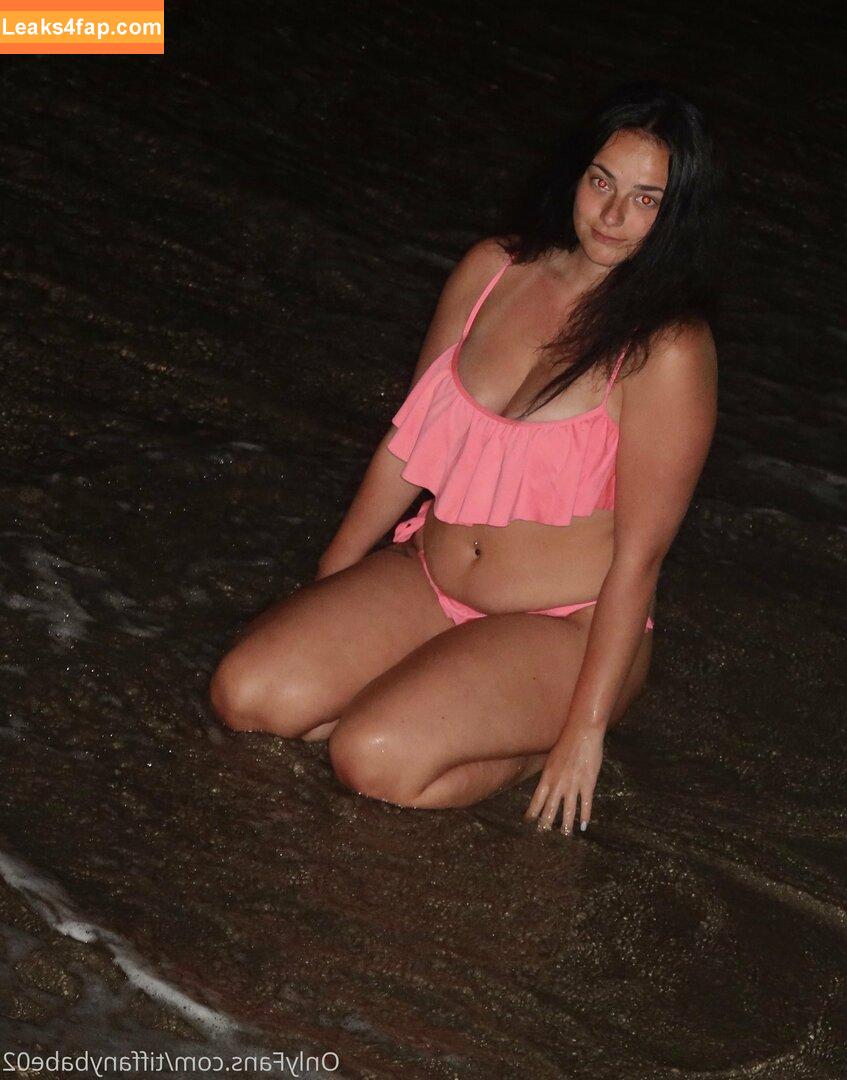 tiffanybabe02 / tiffany.babe01 leaked photo photo #0332