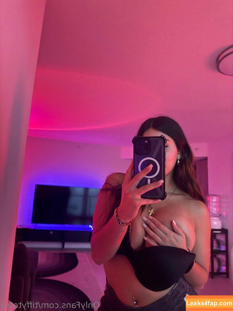 tiffytotss /  leaked photo photo #0014