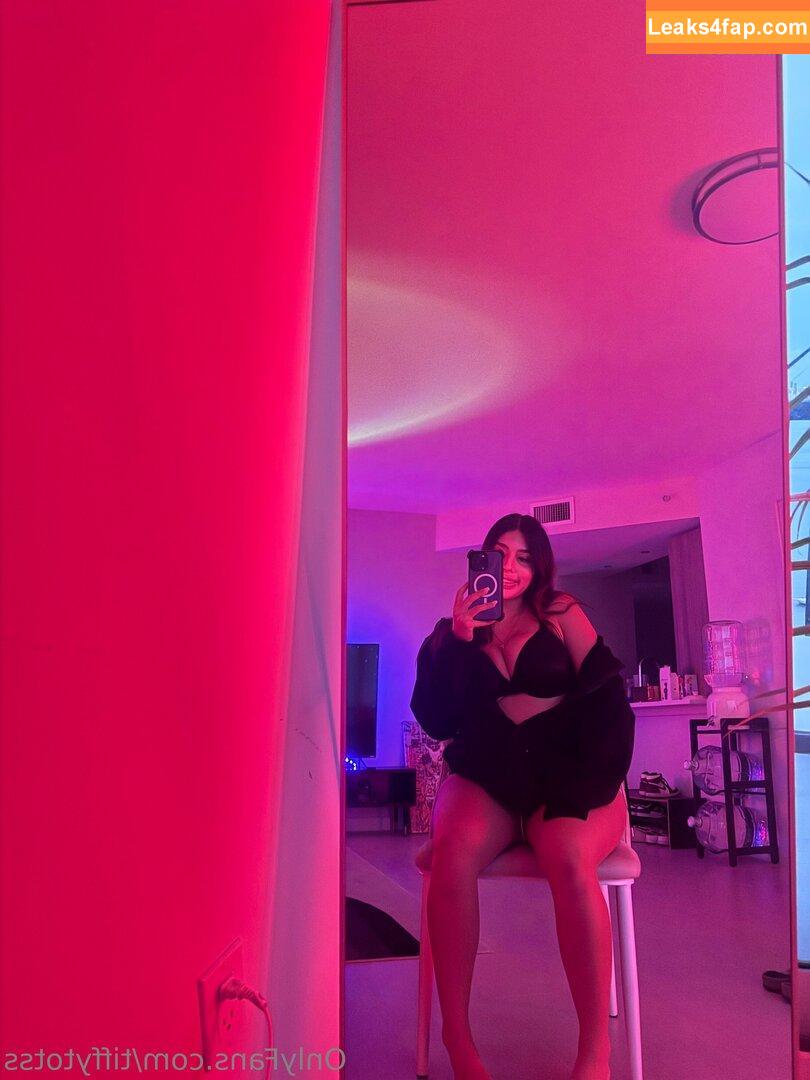 tiffytotss /  leaked photo photo #0024