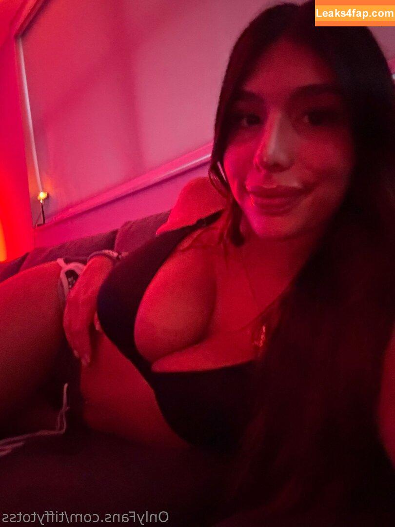 tiffytotss /  leaked photo photo #0029