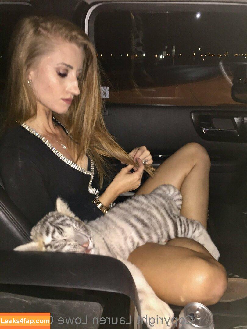 tigerqueen_ /  leaked photo photo #0012