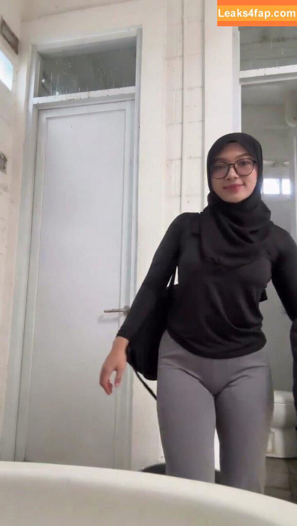 Tikom_ / Istikomah / tikom__ leaked photo photo #0027