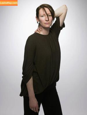 Tilda Swinton photo #0025