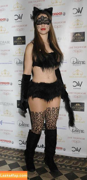 Tina Barrett photo #0034