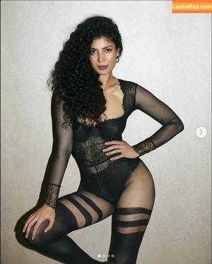 Tina Desai photo #0007