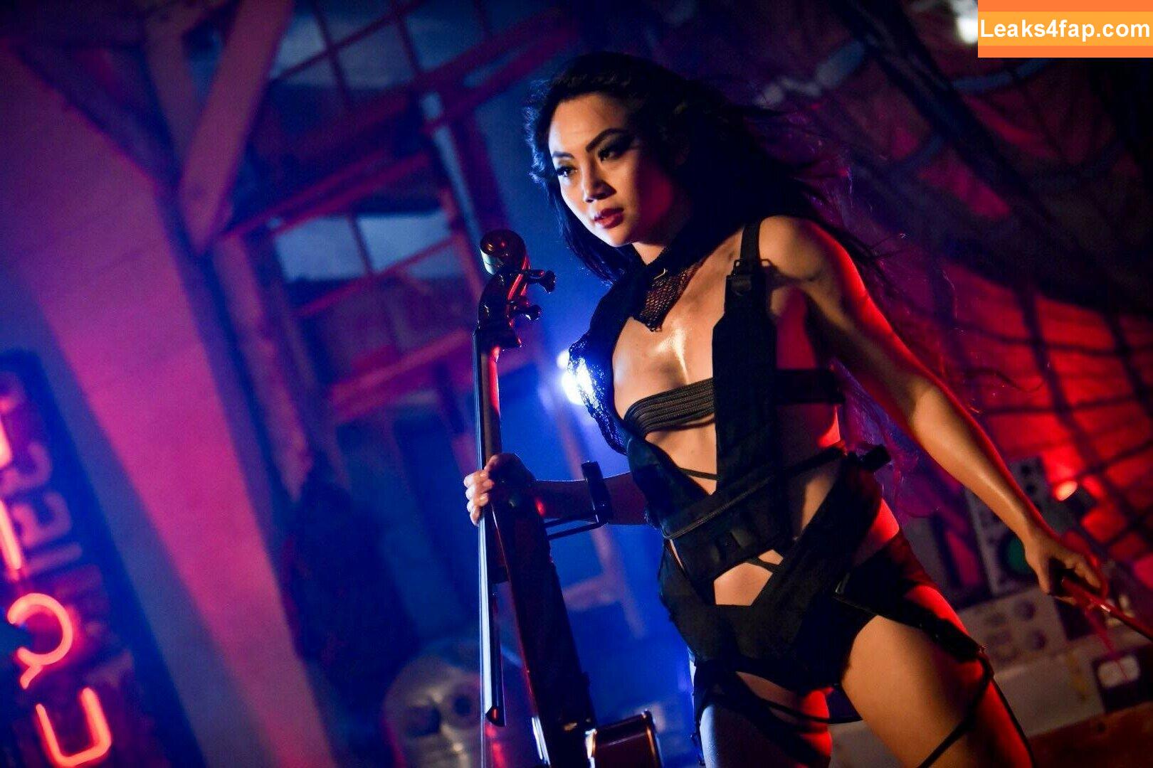 Tina Guo /  слитое фото фото #0018