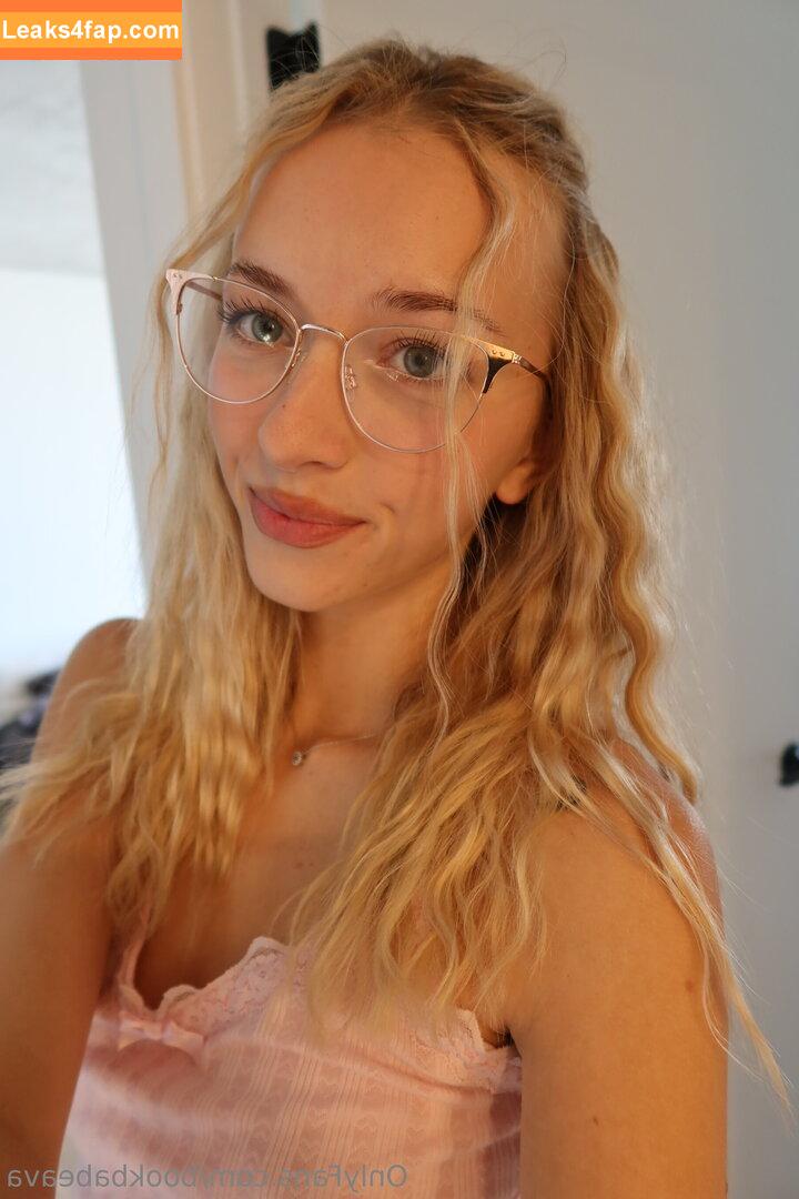 tinabellee / bookbabeava / booktokava / tianabellee leaked photo photo #0007